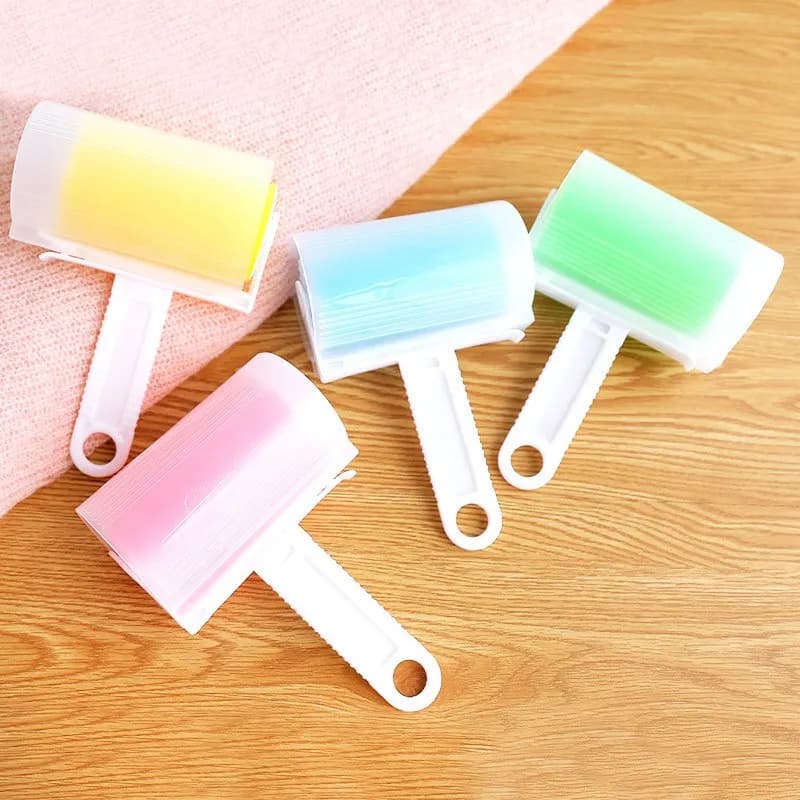 Effortless Pet Hair Removal with Washable Sticky Roller