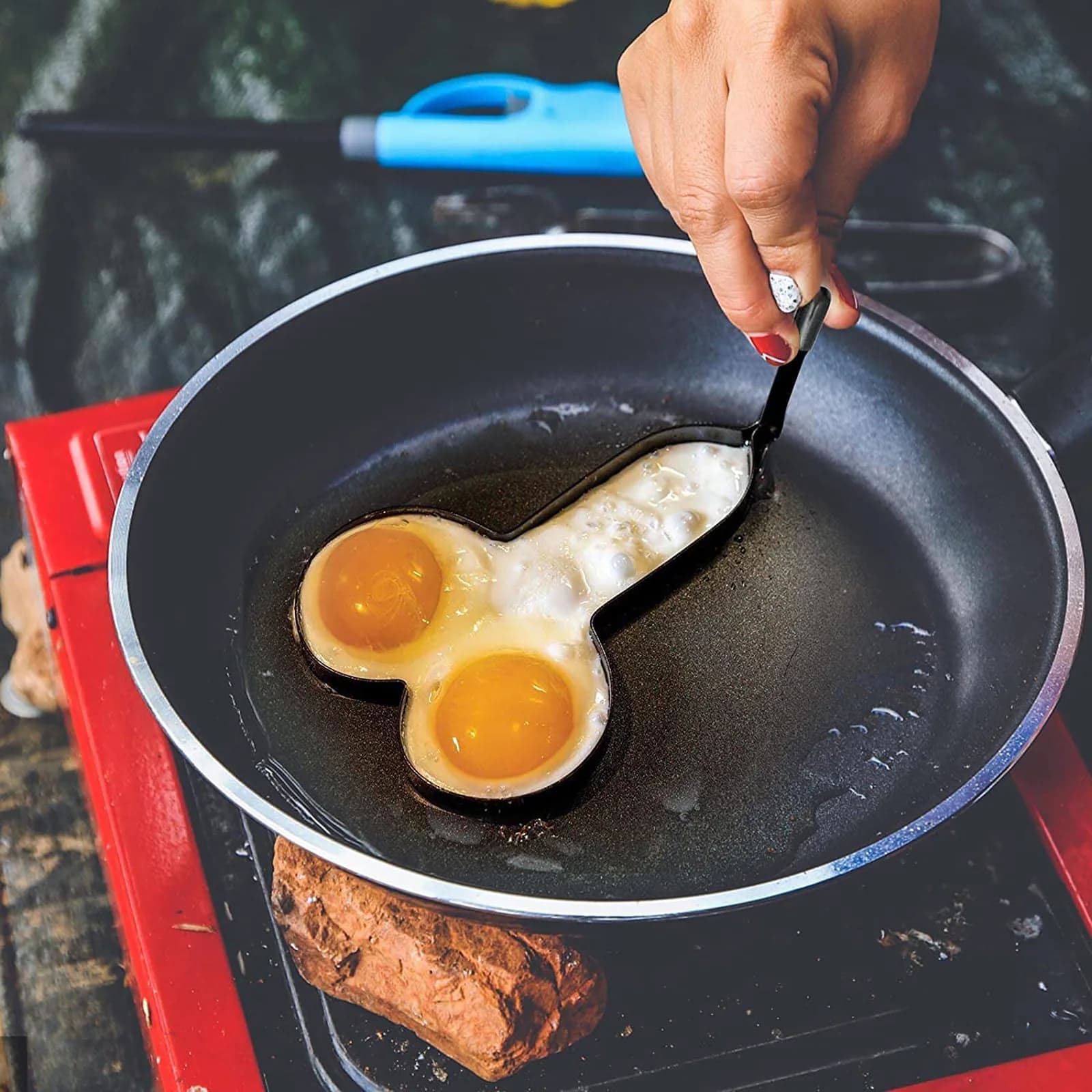 Stylish Egg Mold: Breakfast Made Fun